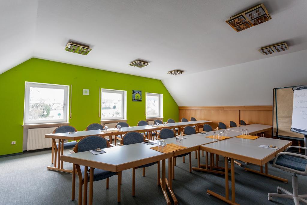 Landhotel Zum Boehm Рот Екстер'єр фото